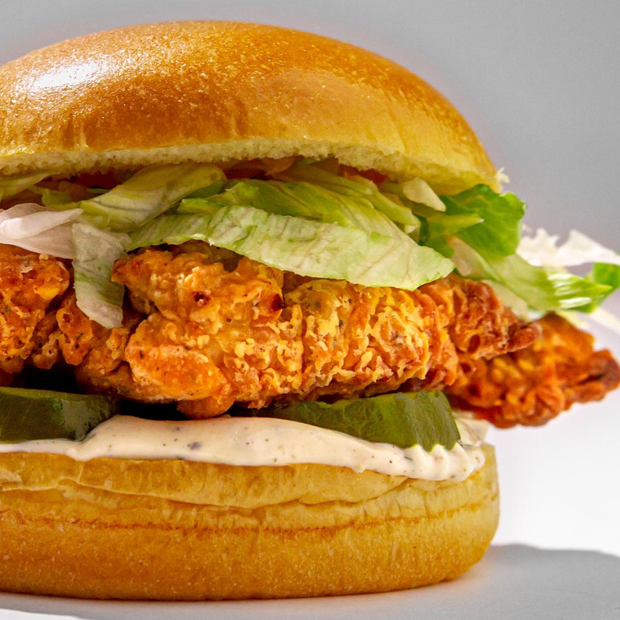 Horz FriedChickenSandwich 2000x2000 