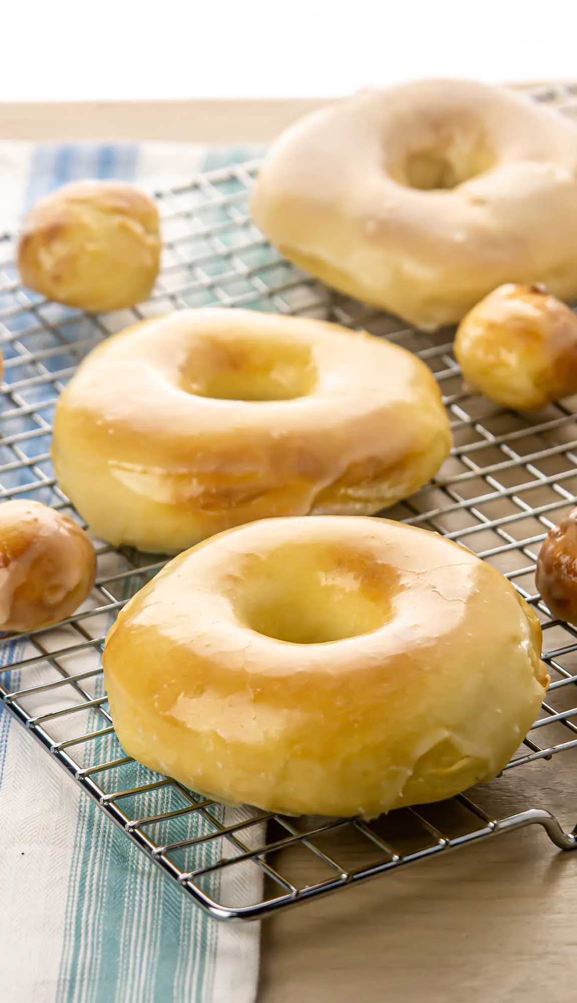 Air Fryer Yeast Donuts